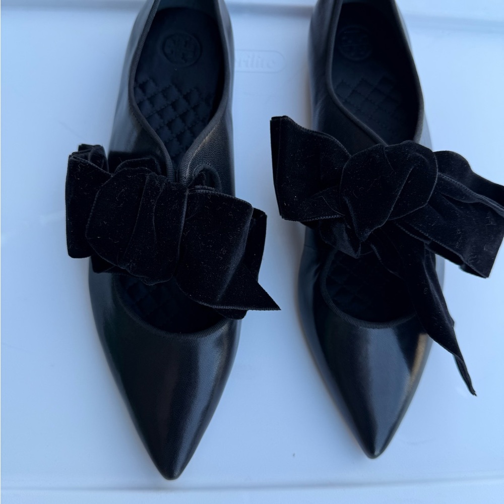 Tory Burch Black Velvet Bow Clara Flats Size 10M - Picture 4 of 7